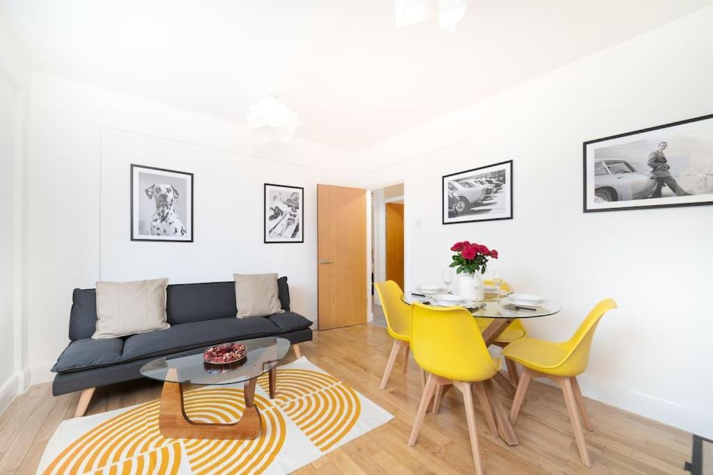 Two Bedroom Apartment By Buonomo Stays Short Lets & Serviced Accommodation In Balham With Balcony Лондон Экстерьер фото